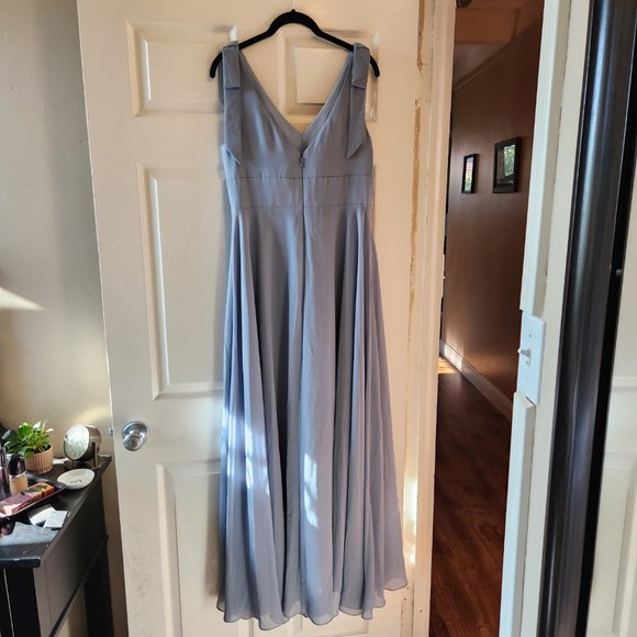 JJ's House A-Line V-neck Chiffon Bridesmaid Dress With Bows Size 8 Dusty Blue - Picture 5 of 8